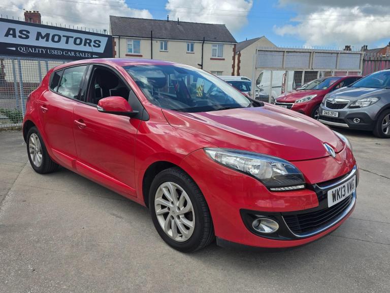 2013 Renault Megane 1.5 dCi Dynamique TomTom Euro 5 5dr HATCHBACK Diesel Manual