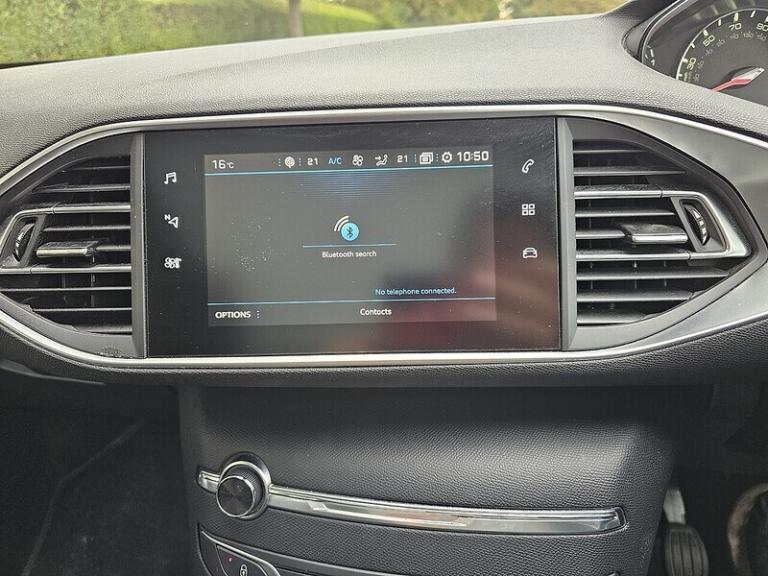 2019 Peugeot 308 SW PureTech Allure Estate Petrol Manual