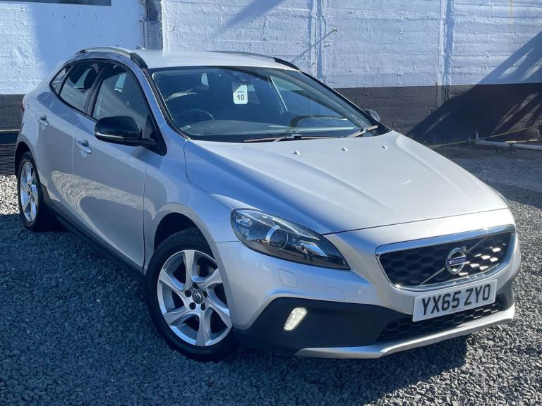 2015 Volvo V40 D2 Cross Country Lux Nav 5dr HATCHBACK DIESEL Manual
