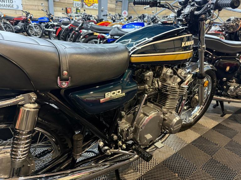 1974 Kawasaki Z1 B 900, restored and owned by Allan Millyard, outstanding, px 