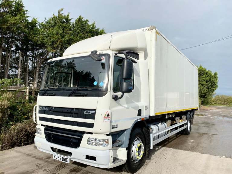 2013 (63) DAF CF65,220 GRP BOX VAN 18 TON AIR-CON TAILLIFT IDEAL SCHOOL SCAFFOLD