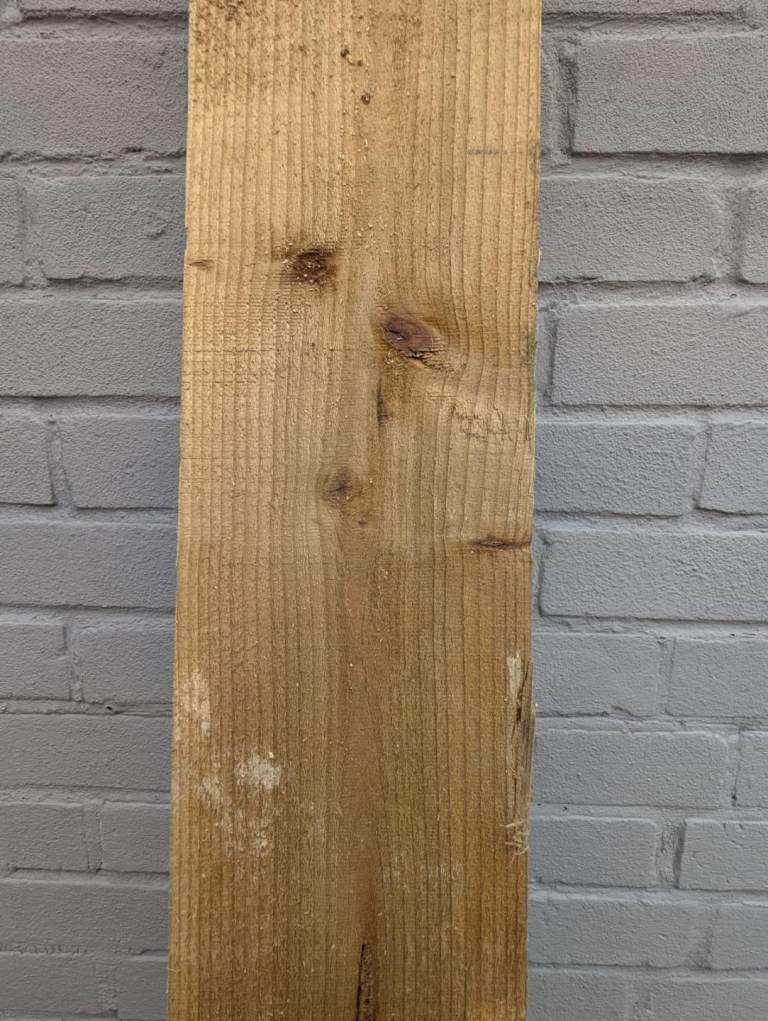 Feather edge fencing 