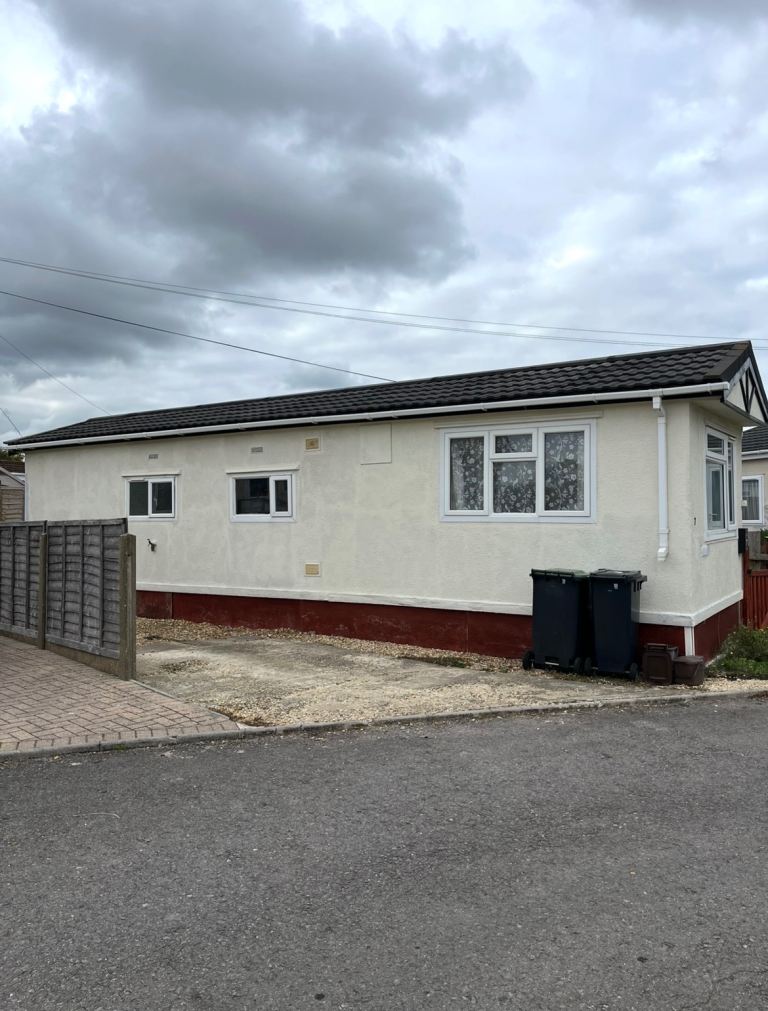 1 bed park home to rent 