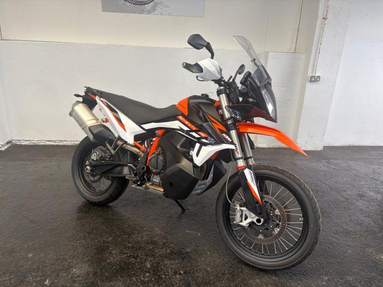 2022 KTM Adventure 890 Adventure R (22MY)  Petrol Manual