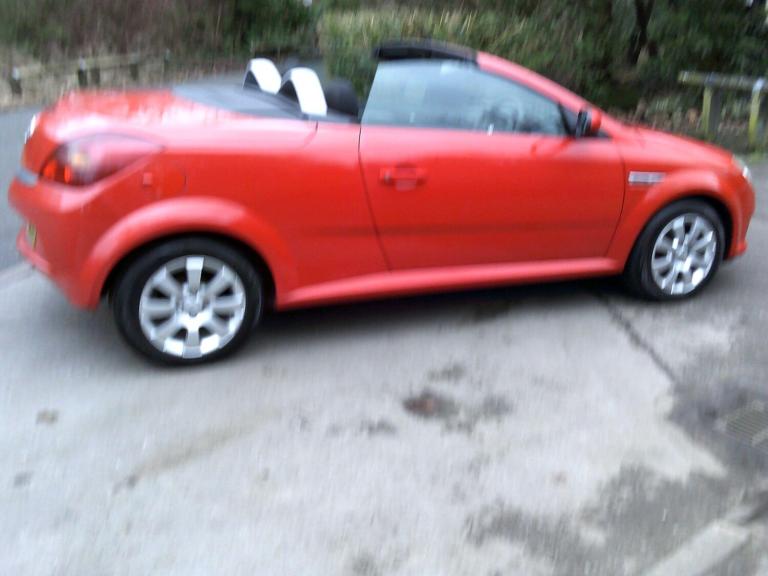 2007 Vauxhall Tigra 1.4i 16V 2dr Easytronic CONVERTIBLE PETROL Automatic