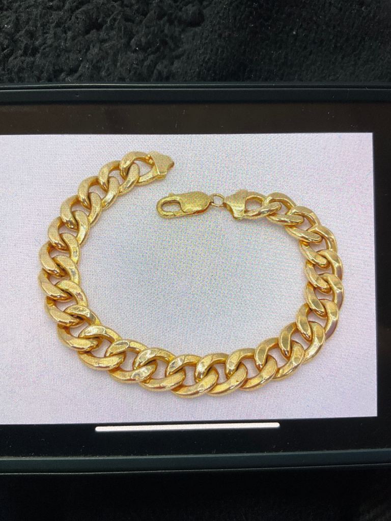 18ct gold curb bracelet