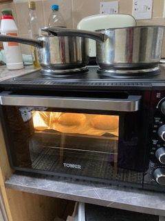 Tower T14044 Mini Oven Dual Hot Plates Healthy Cooking All in One 32L Black