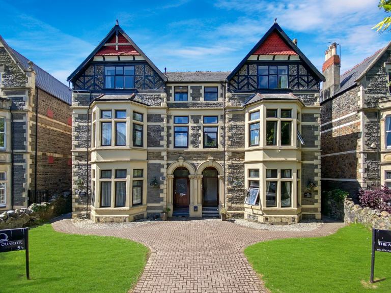 1 bedroom flat in 57 Cathedral Road, Cardiff, CF11 Book Online - The Rent Guru {448}