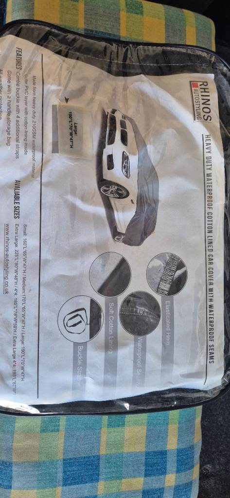 Protective car cover