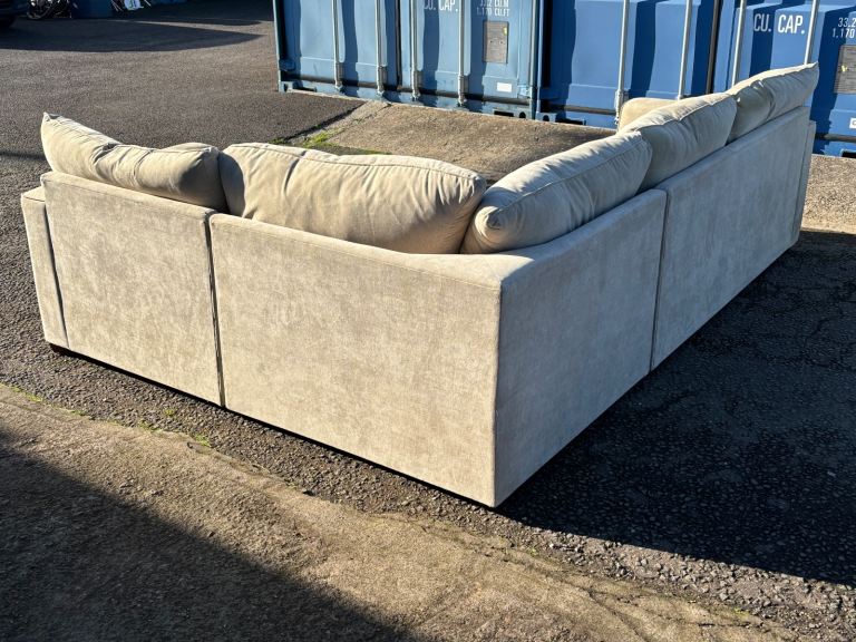 Large beige corner sofa DELIVERY AVAILABLE!