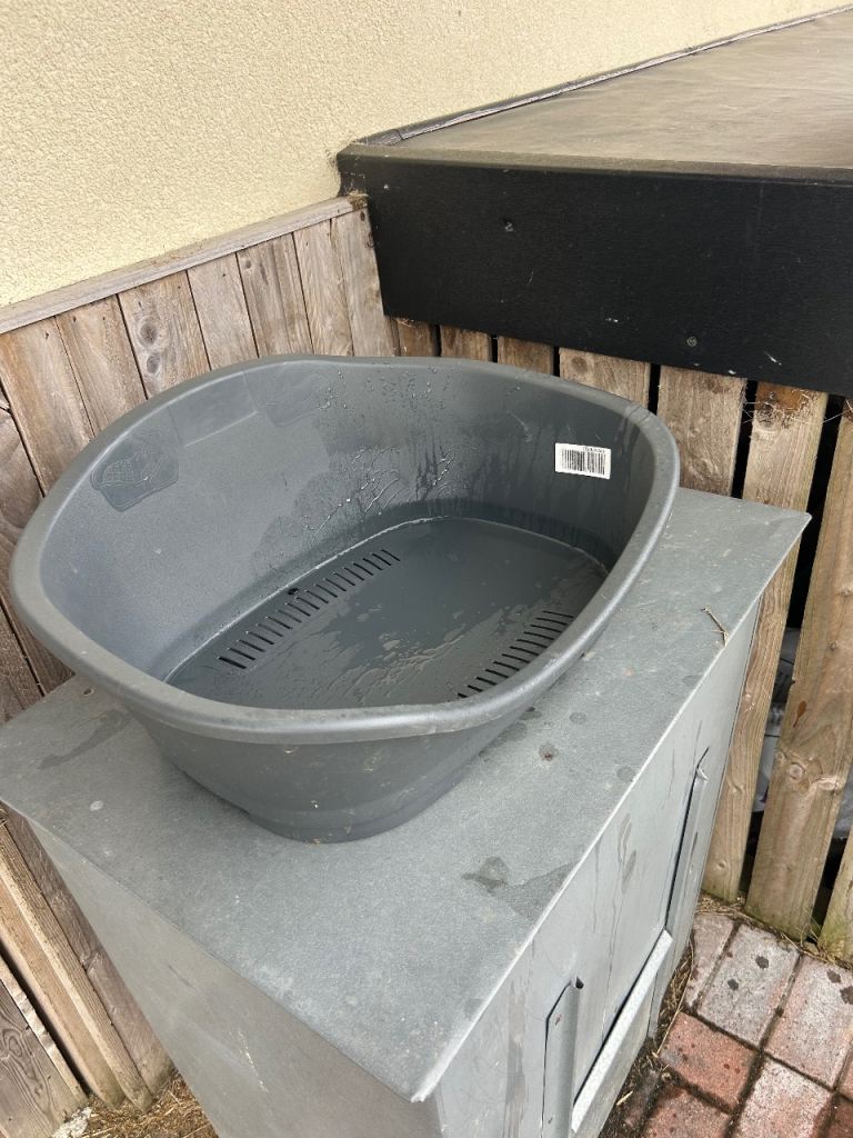 Dog basket 