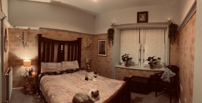king size mackintosh Bed Frame with Headboard – Good Condition
