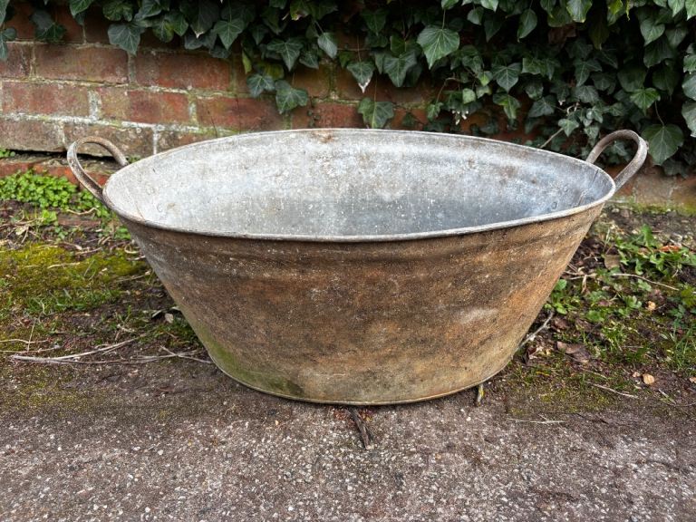Galvanised Bath Planter 