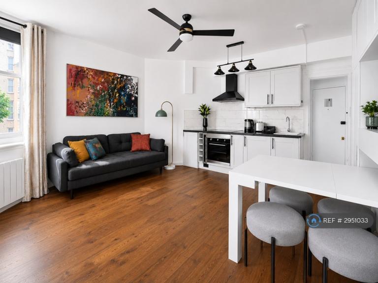 Studio flat in Gloucester Gardens, London, W2 (#2951033)