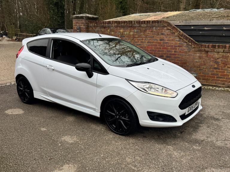 2015 Ford Fiesta 1.0 EcoBoost 125 Zetec S 3dr HATCHBACK Petrol Manual