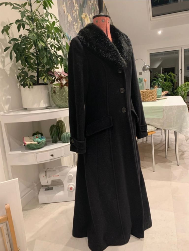 Laura Ashley Wool/cashmere long coat 