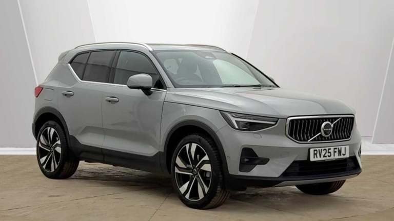  Volvo XC40 2.0 B3 MHEV Ultra Bright DCT Auto Euro 6 (s/s) 5dr Petrol/Electric Hybrid Automatic