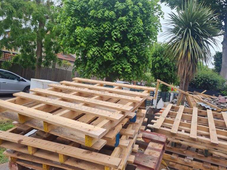 Free Pallets