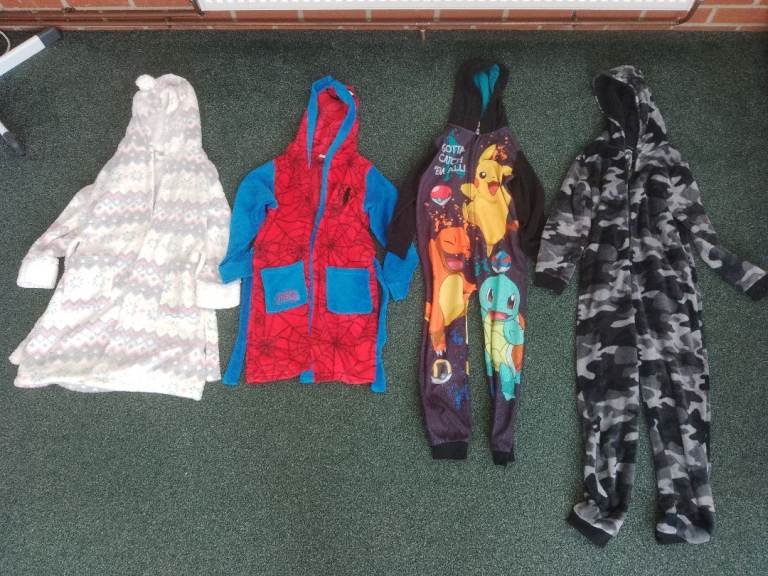 Kids Dressing Gowns & Onesies - £3 each