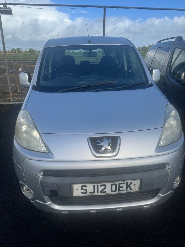 Peugeot, PARTNER TEPEE, MPV, 2012, Manual, 1560 (cc), 5 doors