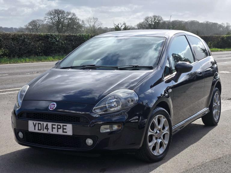2014 Fiat Punto 1.2 GBT 3dr HATCHBACK PETROL Manual