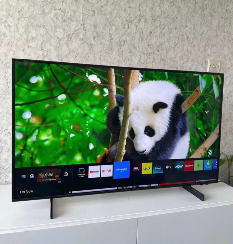 Samsung 43” 4K Smart   WiFi Ultra Hd led tv   Excellent condition