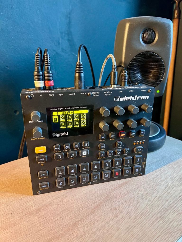Elektron Digitakt Mk1 Sampler/Drum Machine/Sequencer