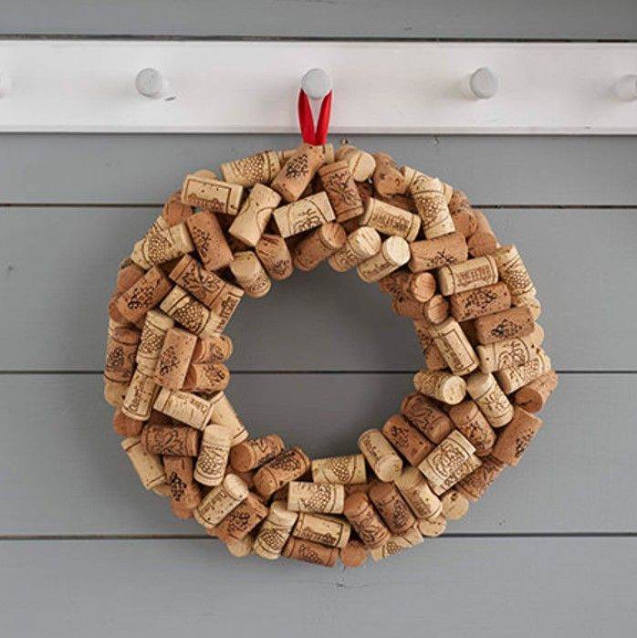 CELEBRATORY WINE CORK WREATH £20 (Normally £65)