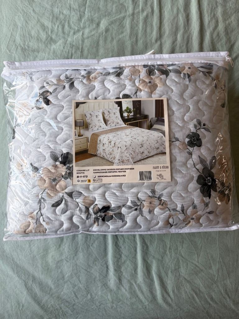Fanny & Céline thick quilted bedspread Bedding set