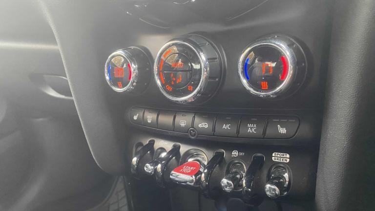 2022 MINI Hatch 1.5 Cooper Exclusive 3dr Auto Hatchback Petrol Automatic