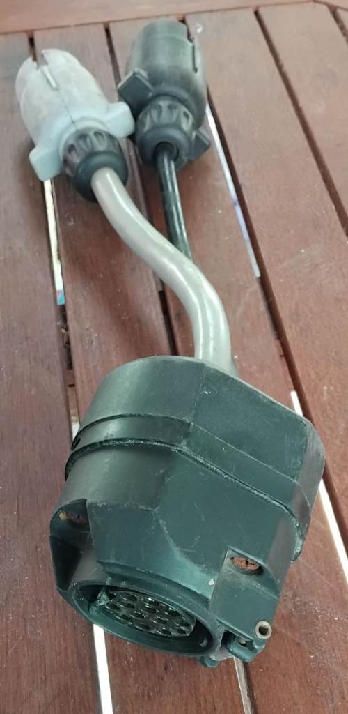 13 pin to 7 pin adaptor