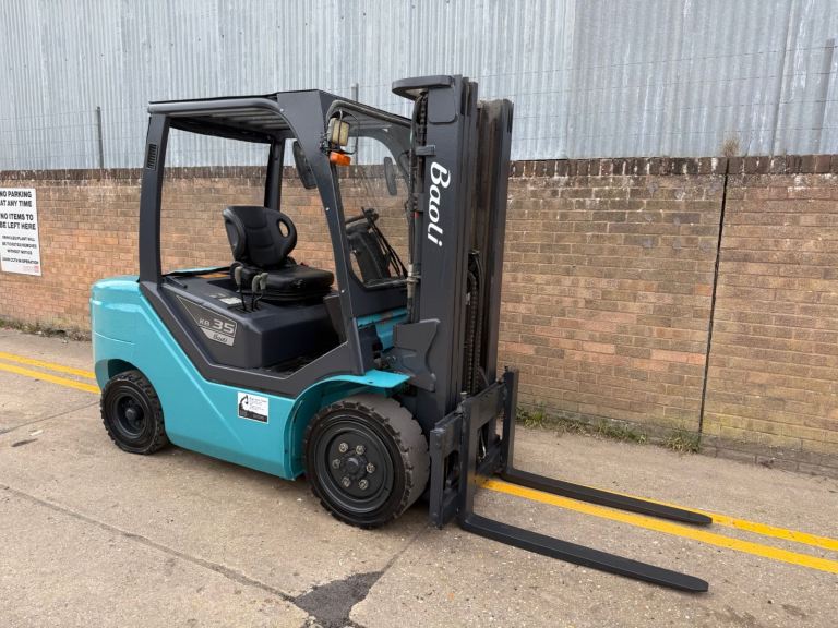 2014 Baoli 3.5t diesel forklift, container spec Triple Mast 