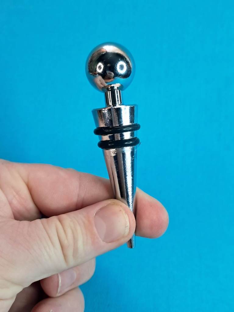 Metal Wine Bottle Stopper with Ball Top