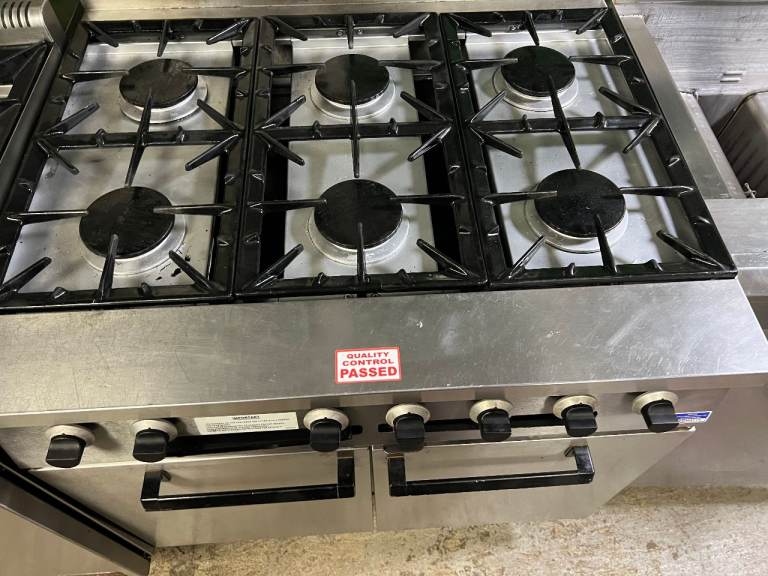 FALCON DOMINATOR 6 BURNER GAS COOKER AND UNDER OVEN CATERING COMMERCIAL KITCHEN EQUIPMENT