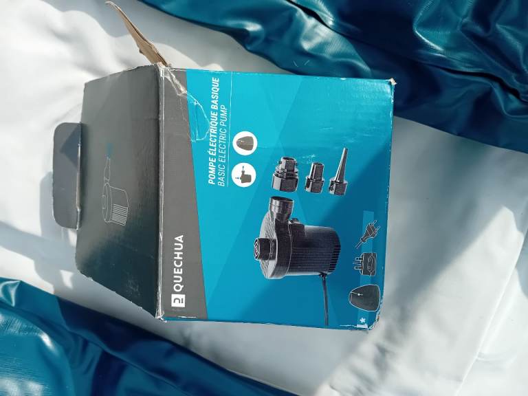 Air-bed and air-pump with 3 nozzles , 