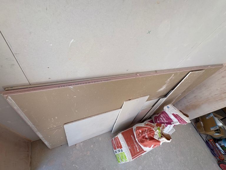 2 x Fireboard Plasterboards & 1 x Standard Board