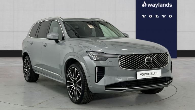 2025 Volvo XC90 Ultra, T8 AWD Plug-in hybrid, Electric/Petrol, Bright, 7 Seats Estate Petrol Para...