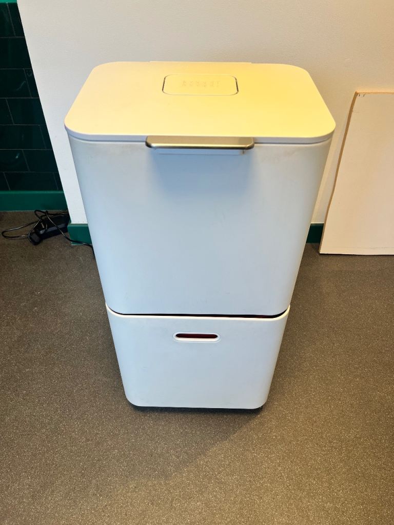 Joseph Joseph Totem kitchen bin (60L) - good condition