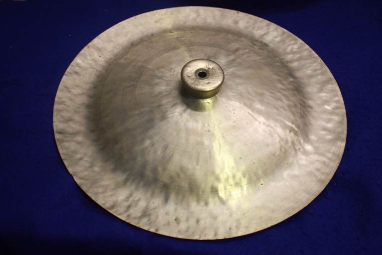 Vintage Unbranded Cast Bronze 18 inch China Cymbal ~ Excellent Condition ~ £85 ono