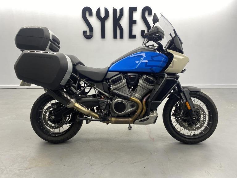 Harley-Davidson RA1250S Pan America Special in Two Tone Fastback Blue & White Sa