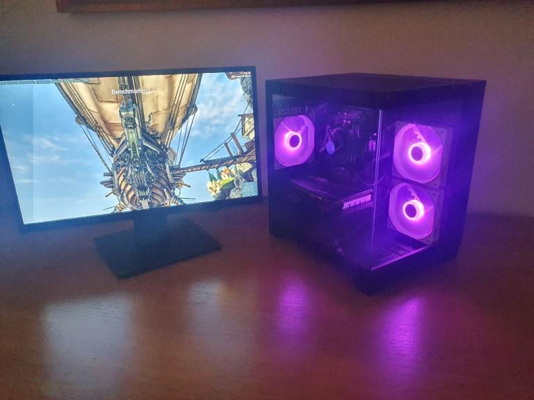 Gaming PC with Intel i5-8400, Radeon RX 5500 XT, Windows 11 Pro, £300. ...