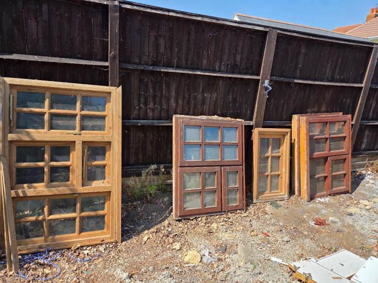 Windows wood framed and double glazed x 5 