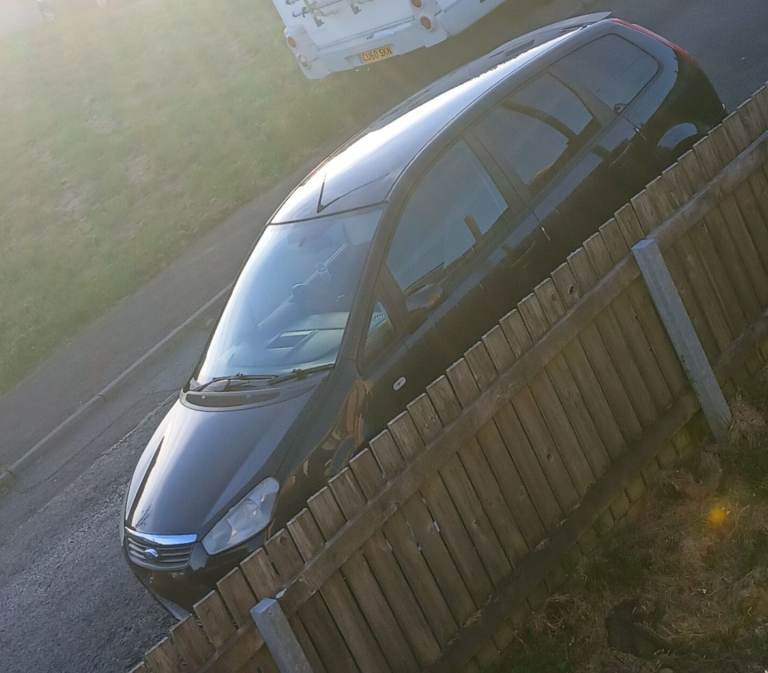 Ford c-max zetec 1.6 manual petrol