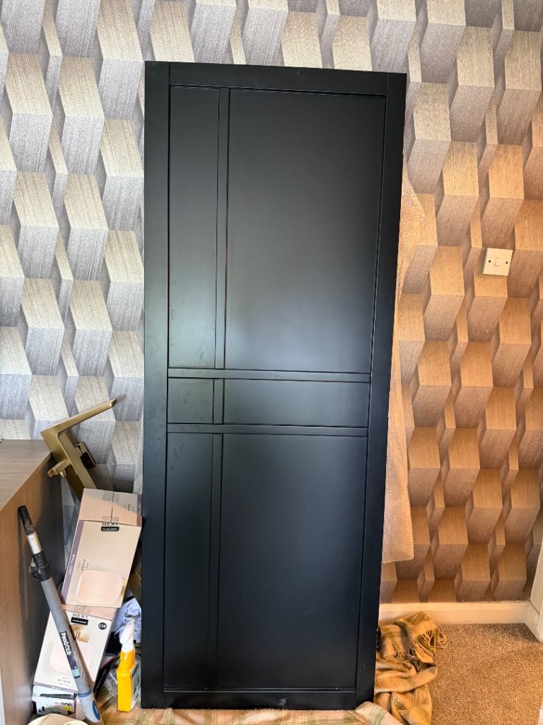 Howdens Fairfax Black Pre-Finished Door