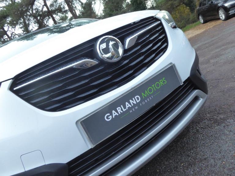 VAUXHALL CROSSLAND X 1.2 SRi Nav 2020