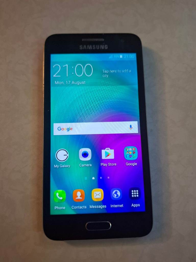 Samsung Galaxy A3 Black - Good Condition Mobile