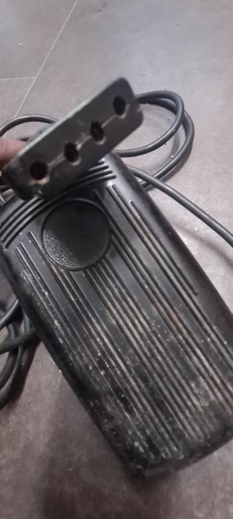 4 Pin Vintage Sewing Machine Foot Control