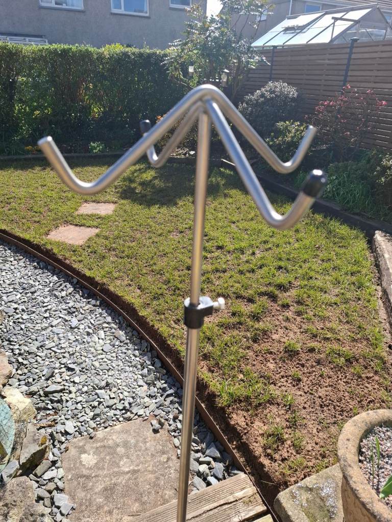 Stainless steel bird feeder stand