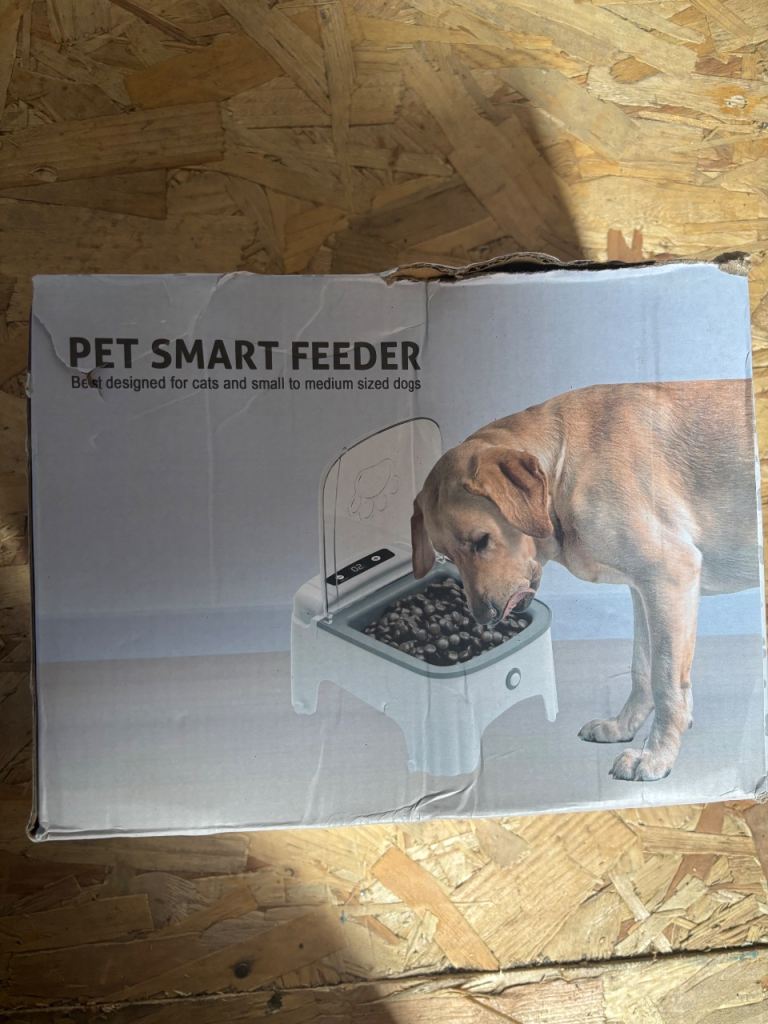 Pet Smart Feeder Automatic Food Dispenser for Cats & Dogs (New)