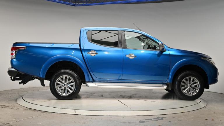 2019 Mitsubishi L200 2.4 DI-D DC Barbarian 4WD Euro 6 4dr PICK UP Diesel Manual